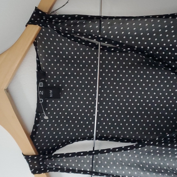 LOT OF 2 - U2B - Blue/Black Polkadotted Shirts - Size M - Picture 9 of 12